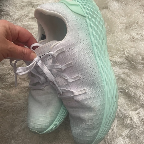 Nobull Women's Allday Ripstop mint white sneaker size 7 - Picture 4 of 6